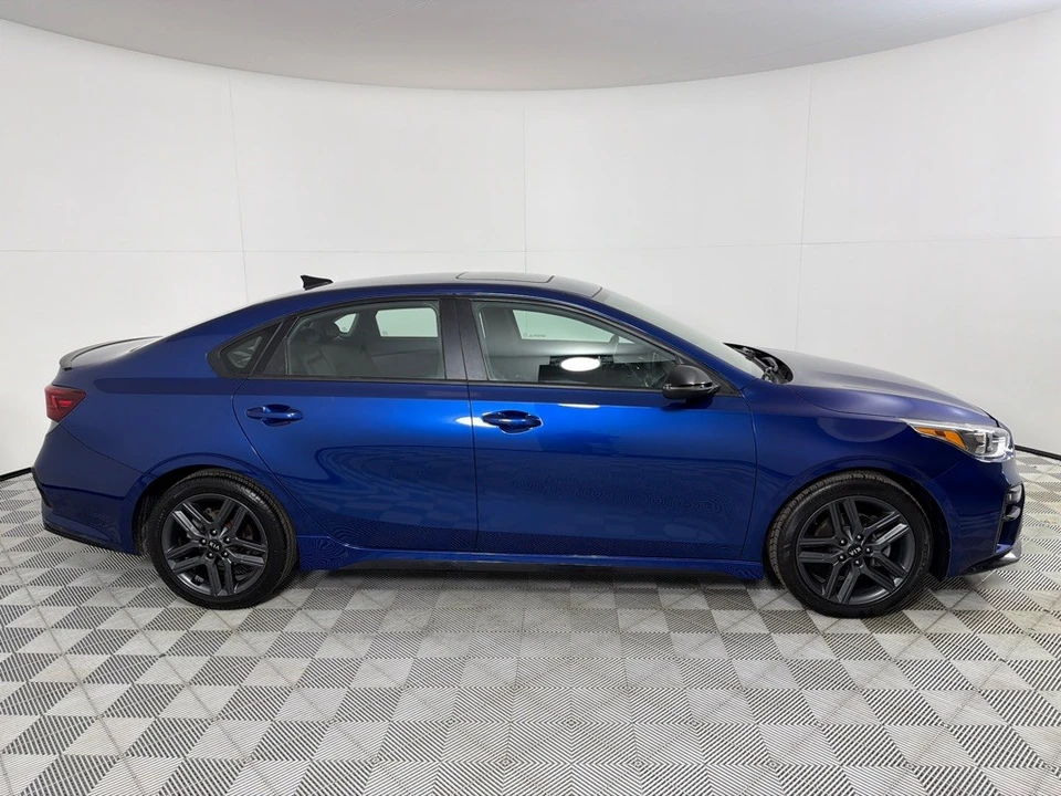 2021 Kia Forte - Image 4 of 12