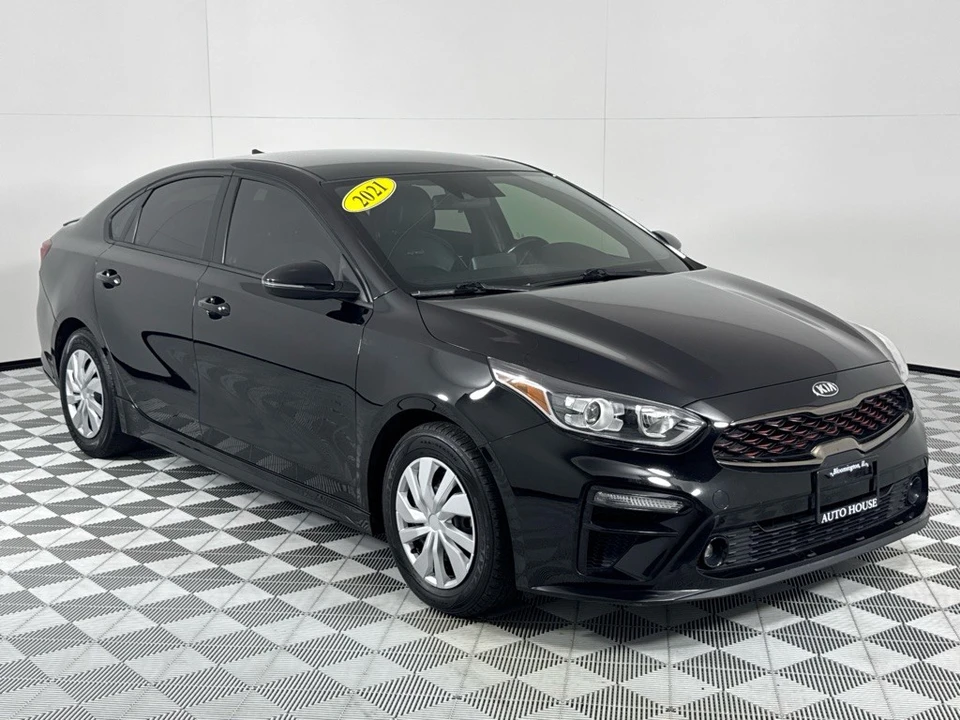 2021 Kia Forte - Image 3 of 12