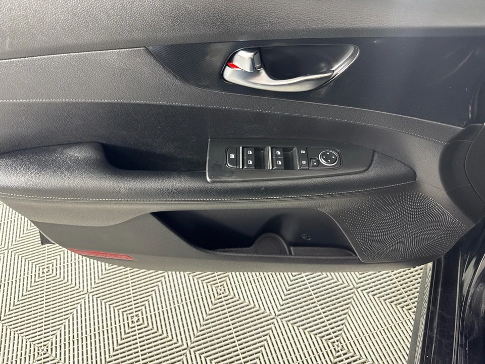 2021 Kia Forte - Image 12 of 12