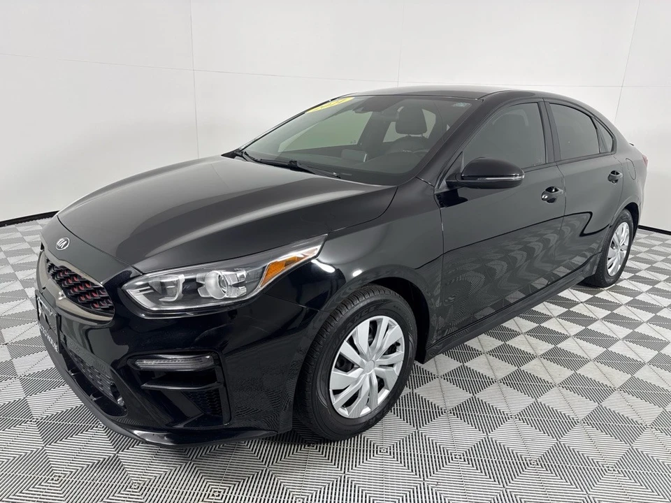 2021 Kia Forte - Image 9 of 12