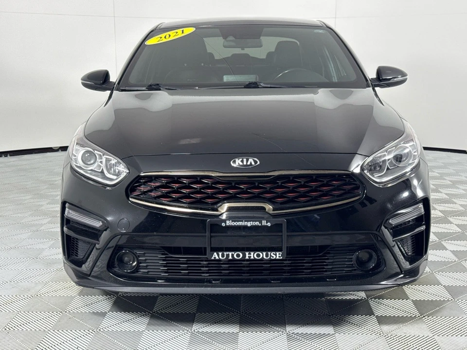 2021 Kia Forte - Image 11 of 12