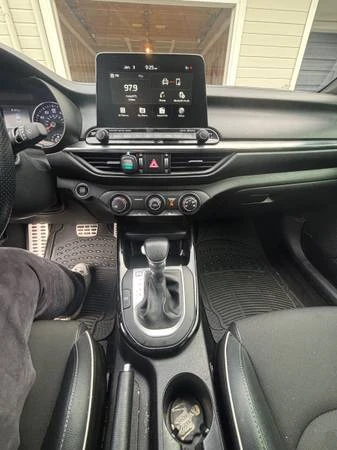 2021 Kia Forte - Image 6 of 11