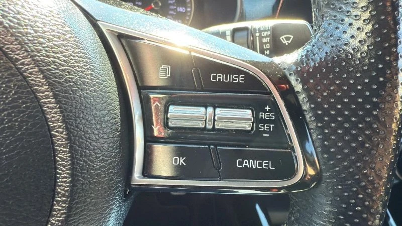 2021 Kia Forte - Image 11 of 12