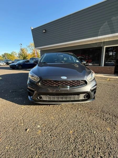 2021 Kia Forte - Image 10 of 12