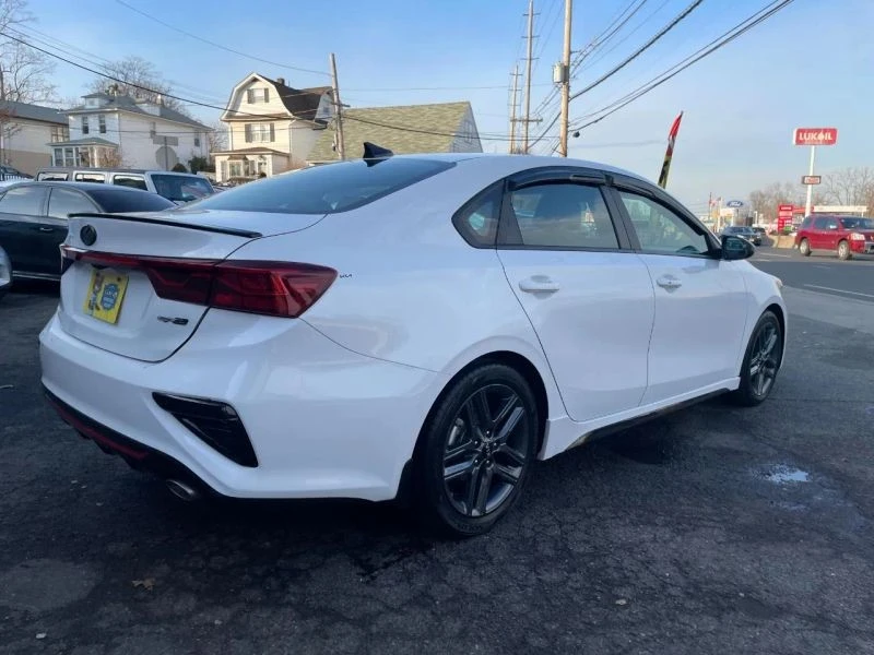 2021 Kia Forte - Image 8 of 12