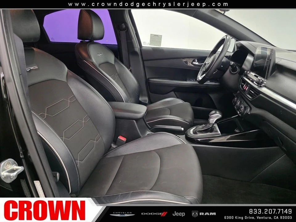 2021 Kia Forte - Image 10 of 12