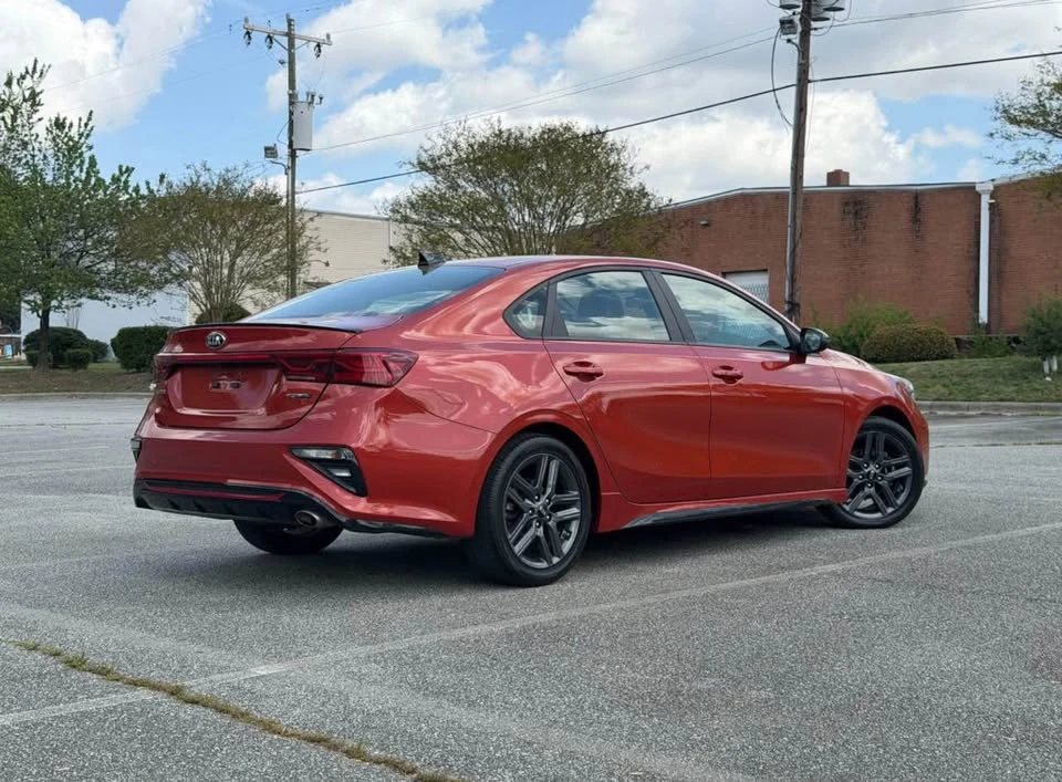 2021 Kia Forte - Image 5 of 15