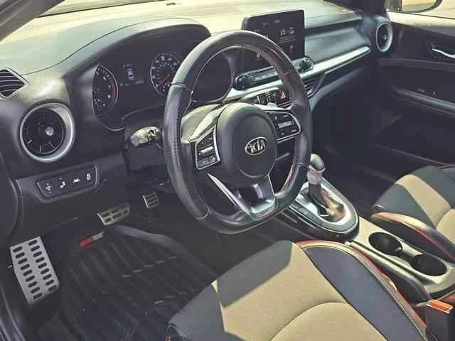 2021 Kia Forte - Image 12 of 13