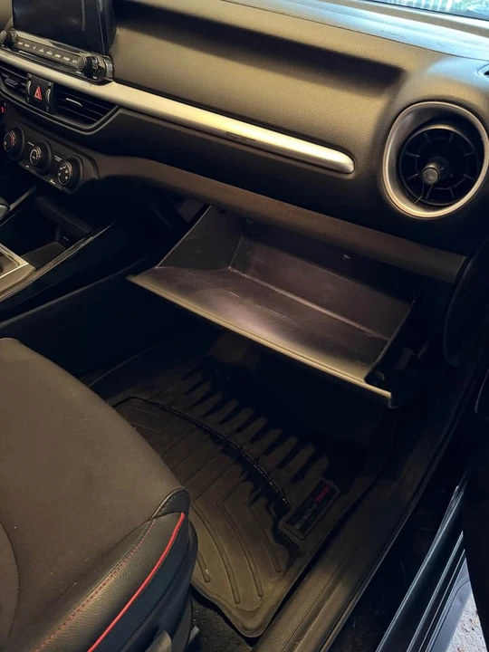2021 Kia Forte - Image 16 of 17