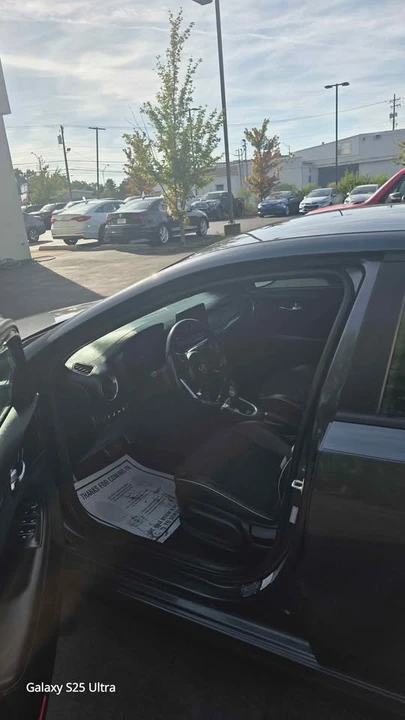 2021 Kia Forte - Image 16 of 20