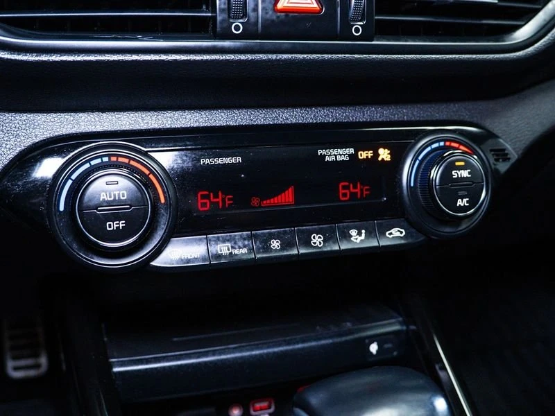 2021 Kia Forte - Image 16 of 20