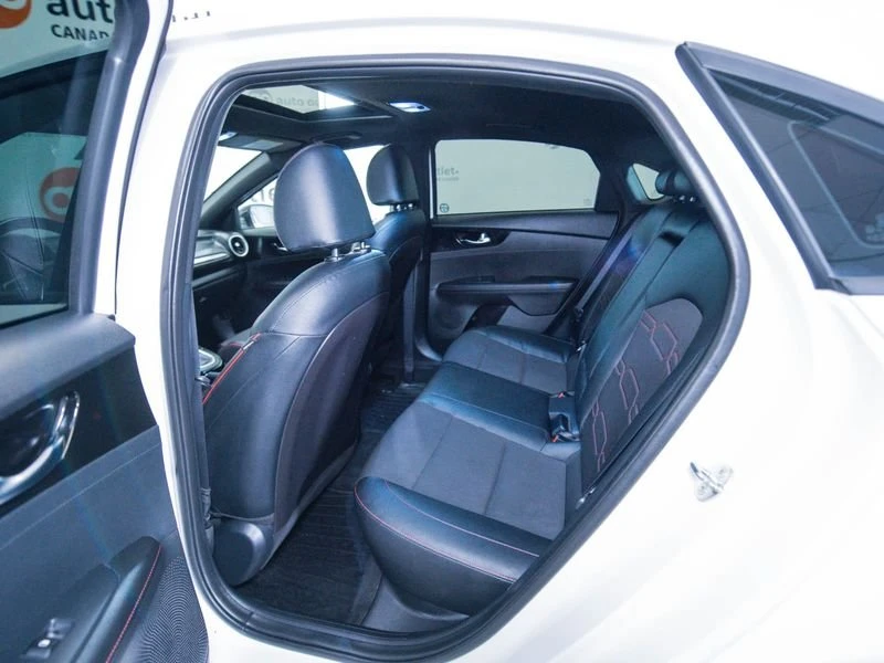 2021 Kia Forte - Image 10 of 20