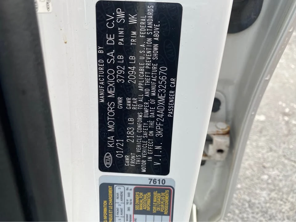 2021 Kia Forte - Image 11 of 13