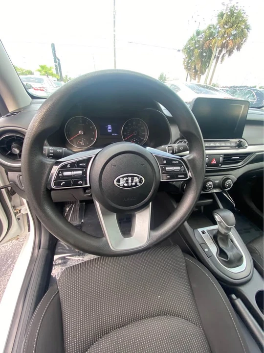 2021 Kia Forte - Image 13 of 13
