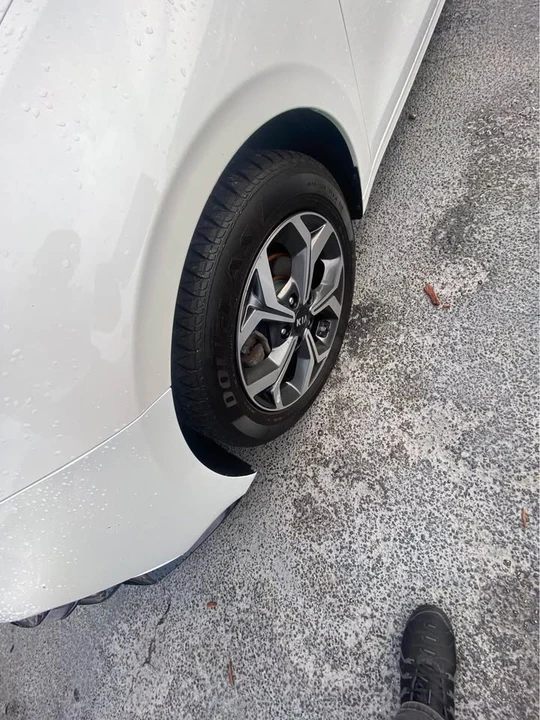 2021 Kia Forte - Image 8 of 13