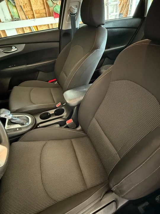2021 Kia Forte - Image 7 of 11