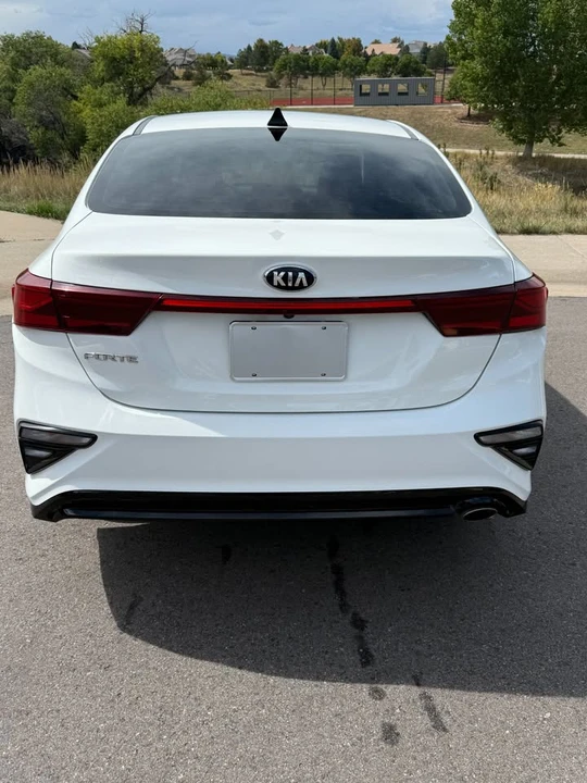 2021 Kia Forte - Image 8 of 11