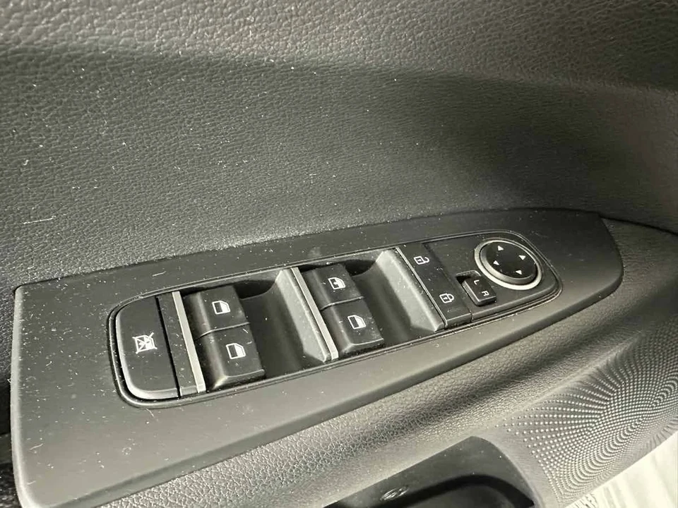 2021 Kia Forte - Image 15 of 21