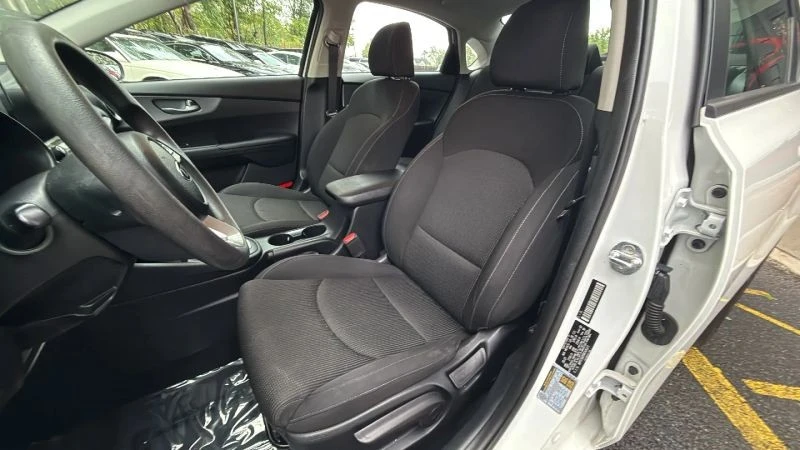 2021 Kia Forte - Image 12 of 12