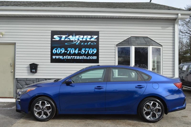2021 Kia Forte - Image 2 of 12