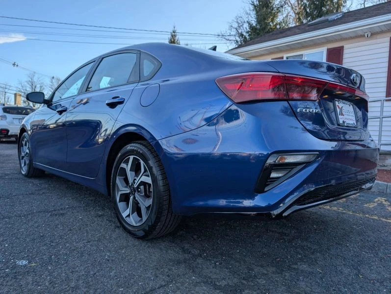 2021 Kia Forte - Image 9 of 12