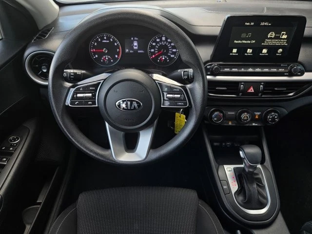 2021 Kia Forte - Image 11 of 12