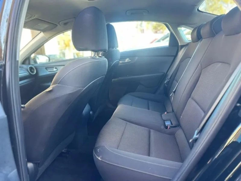 2021 Kia Forte - Image 11 of 12