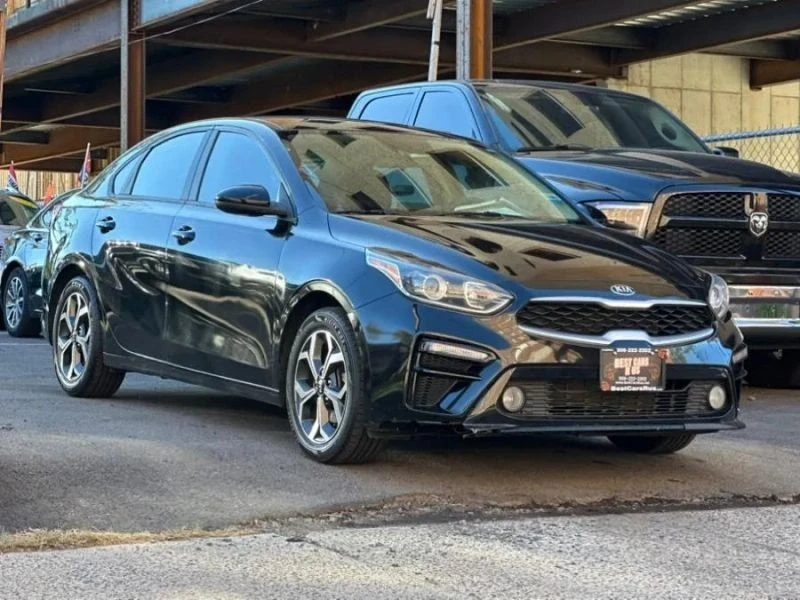 2021 Kia Forte - Image 3 of 12