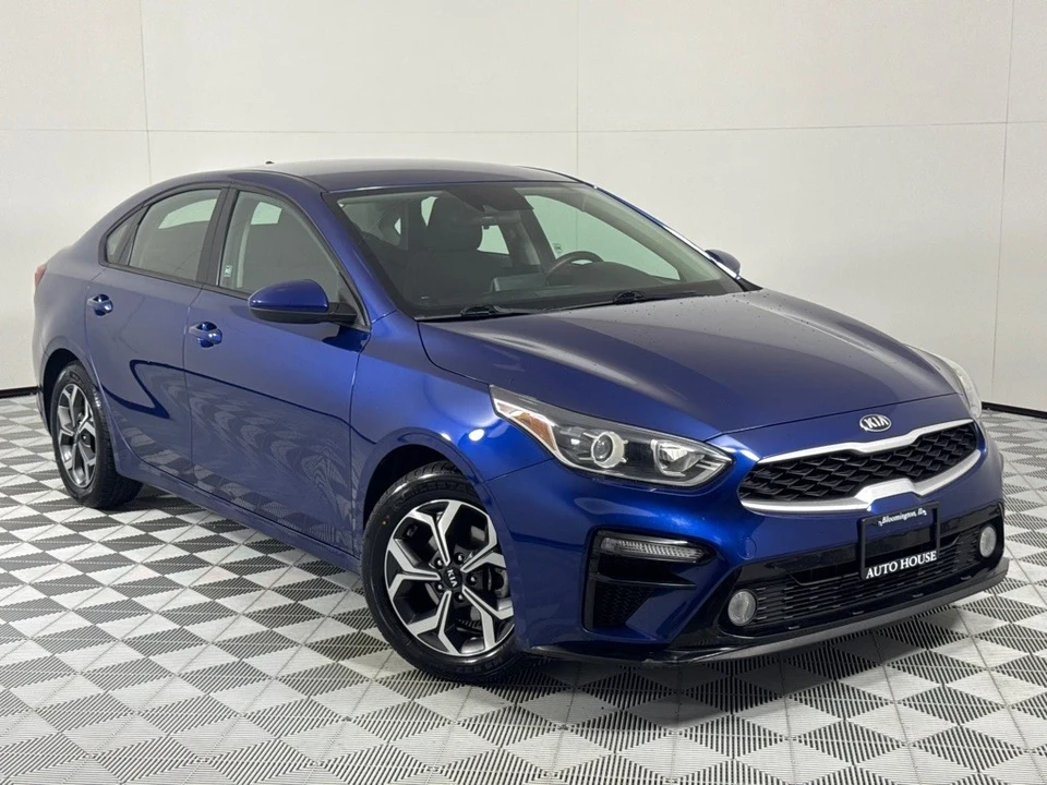 2021 Kia Forte - Image 2 of 21