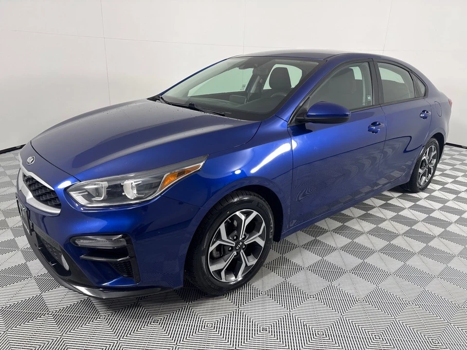 2021 Kia Forte - Image 9 of 12