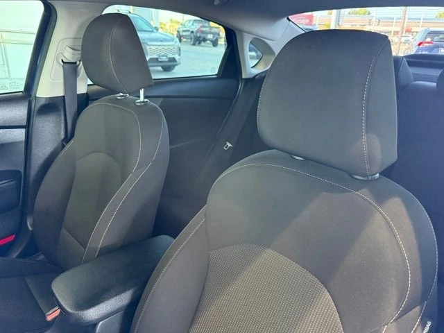 2021 Kia Forte - Image 18 of 21