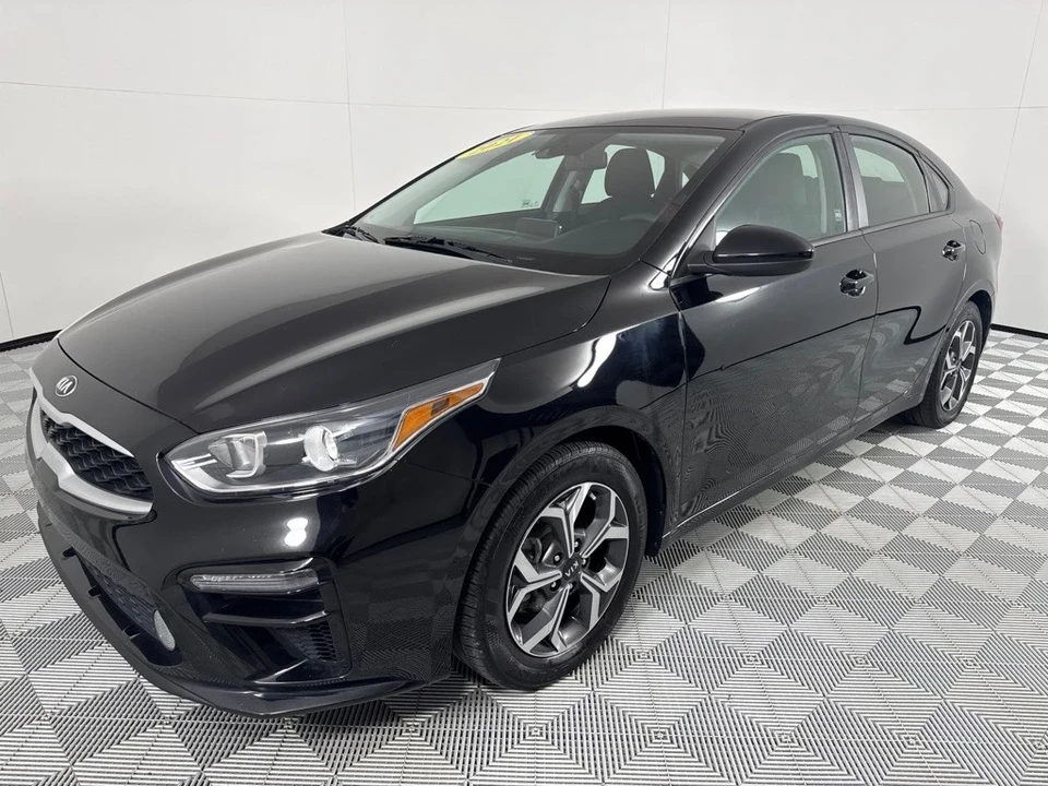 2021 Kia Forte - Image 7 of 12
