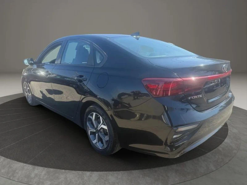 2021 Kia Forte - Image 7 of 12