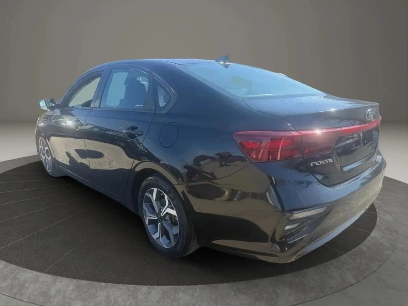 2021 Kia Forte - Image 7 of 12