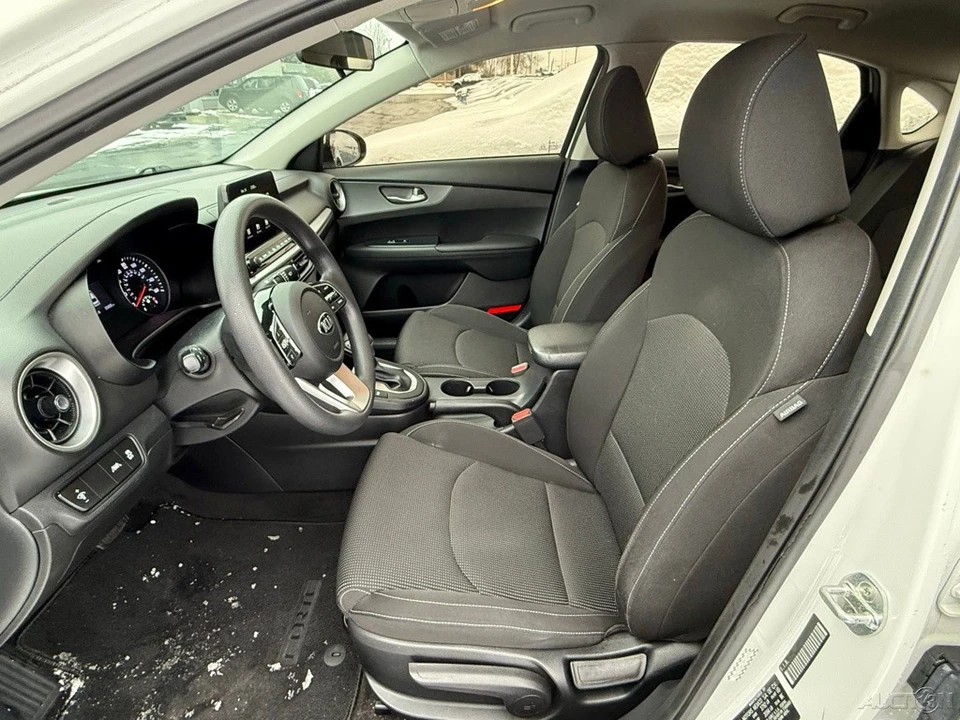 2021 Kia Forte - Image 12 of 12