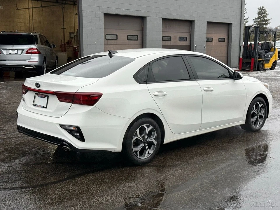 2021 Kia Forte - Image 3 of 12