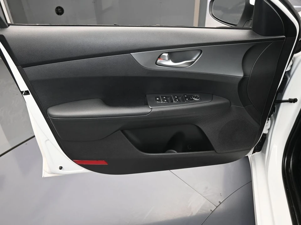 2021 Kia Forte - Image 12 of 12