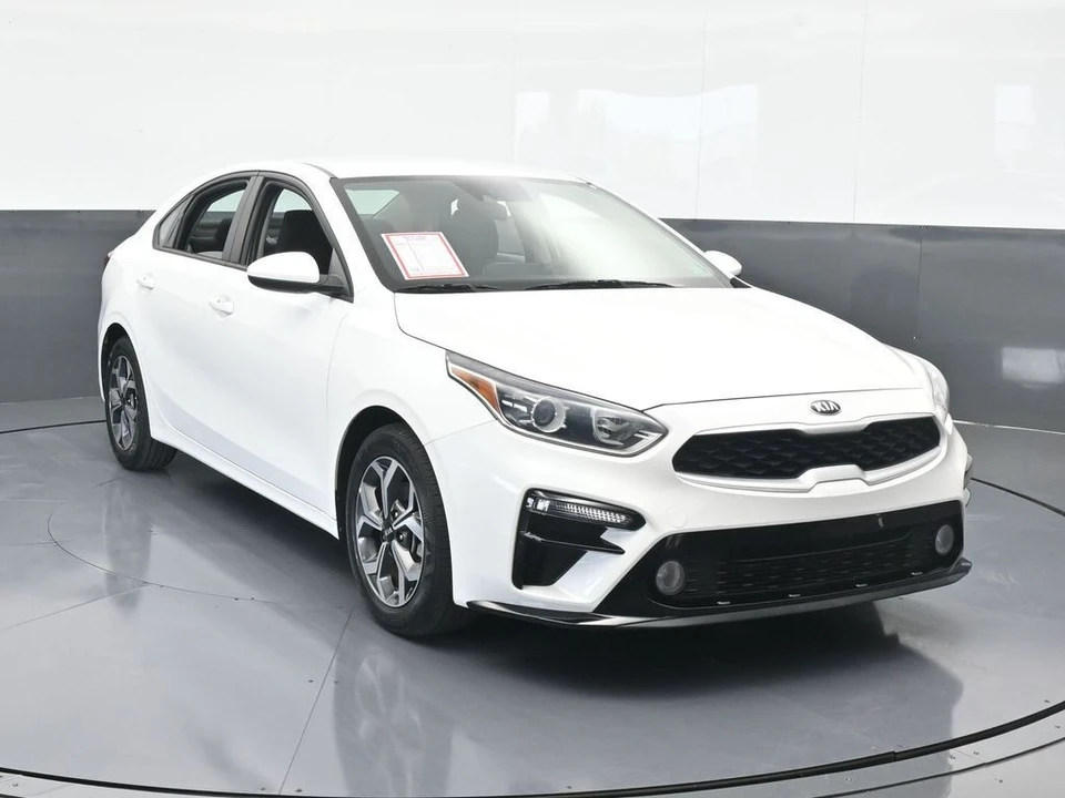 2021 Kia Forte - Image 9 of 12