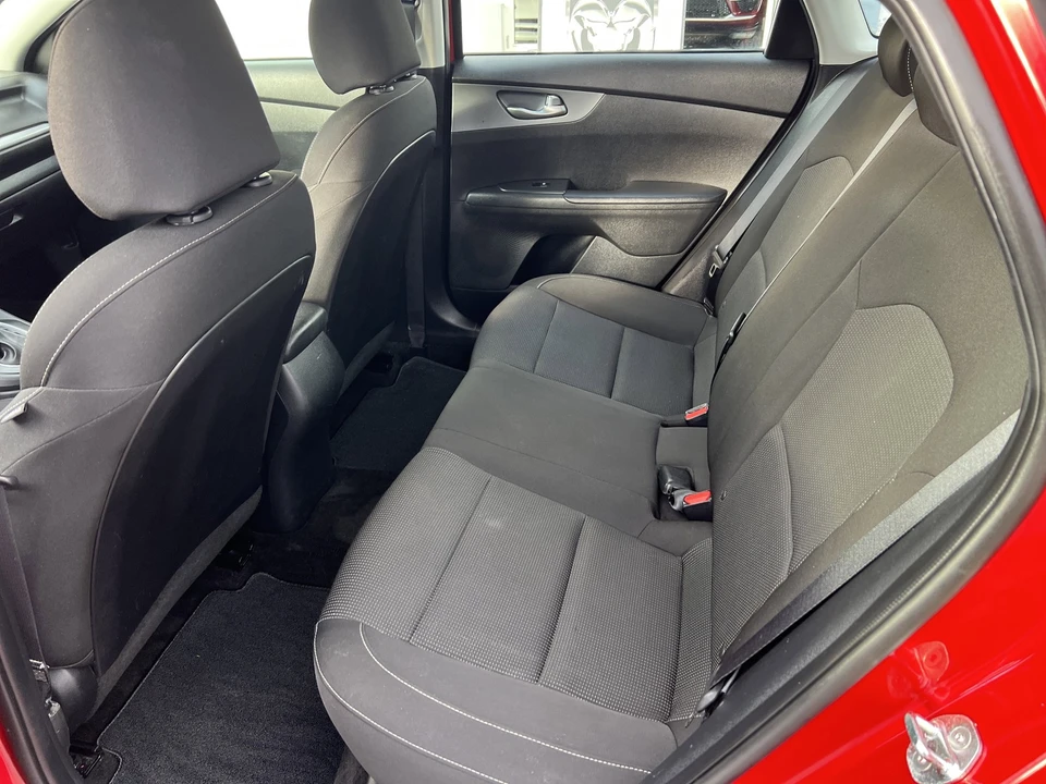2021 Kia Forte - Image 9 of 12