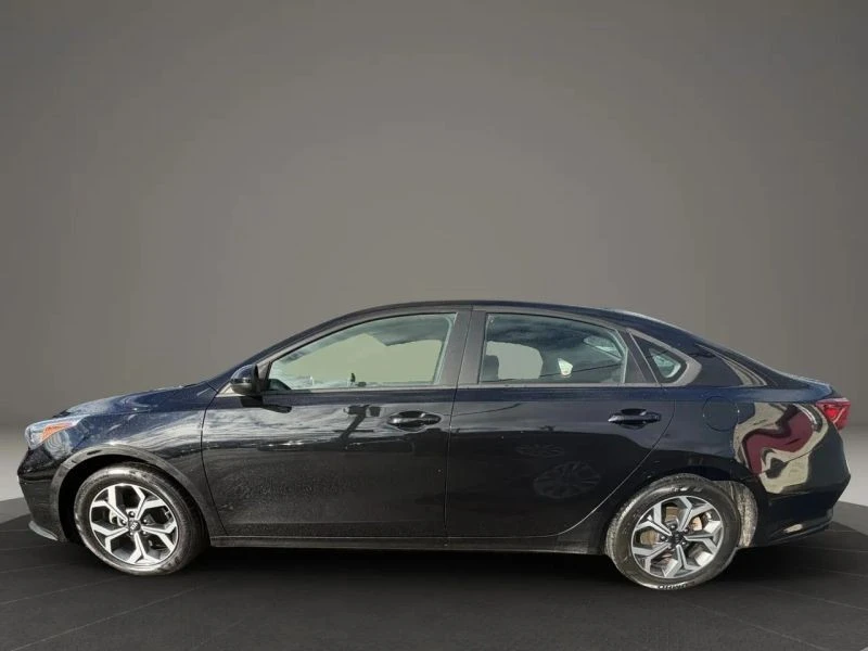 2021 Kia Forte - Image 8 of 12