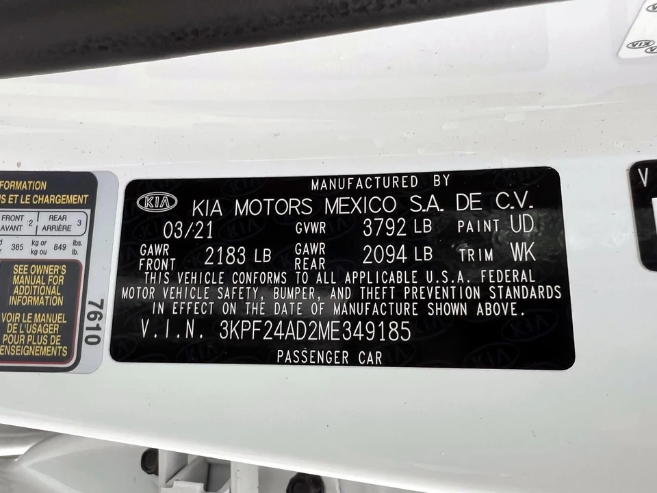 2021 Kia Forte - Image 16 of 21