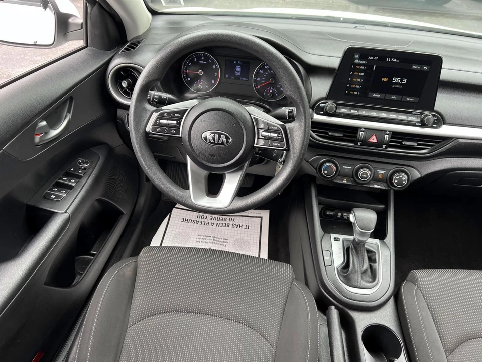 2021 Kia Forte - Image 11 of 21