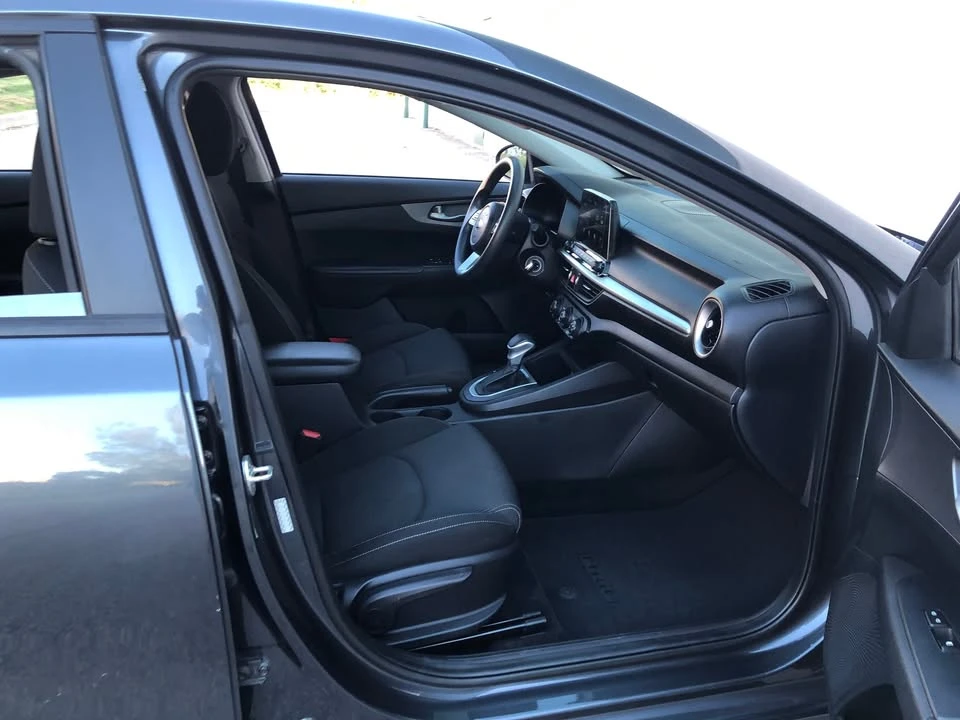 2021 Kia Forte - Image 12 of 20
