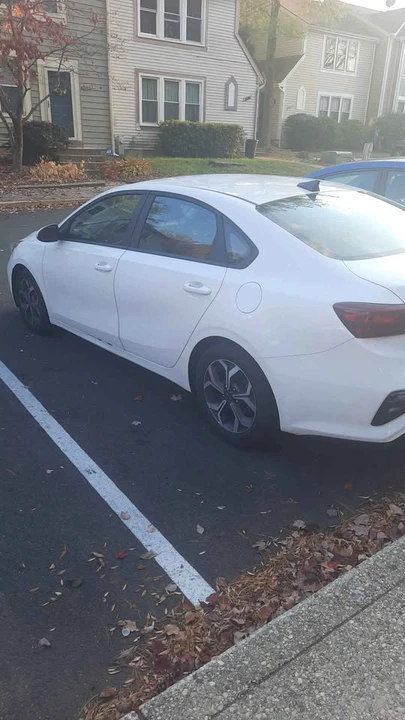 2021 Kia Forte - Image 4 of 6