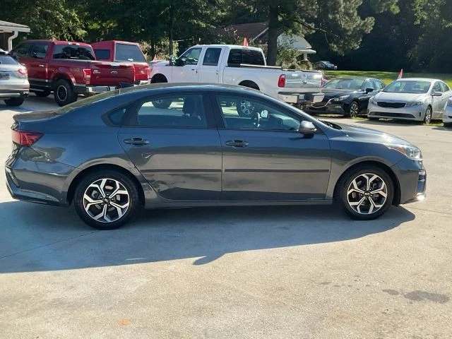 2021 Kia Forte - Image 16 of 21