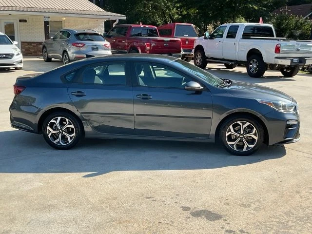 2021 Kia Forte - Image 17 of 21