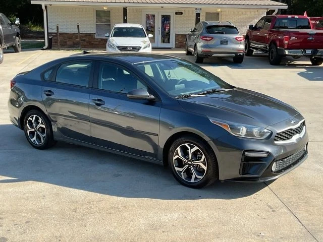 2021 Kia Forte - Image 19 of 21