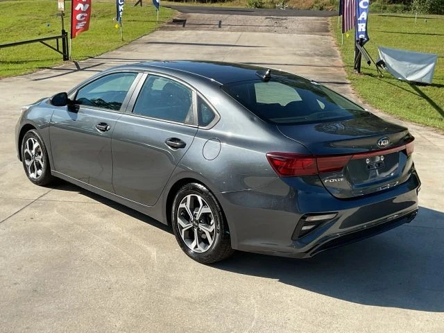 2021 Kia Forte - Image 8 of 21