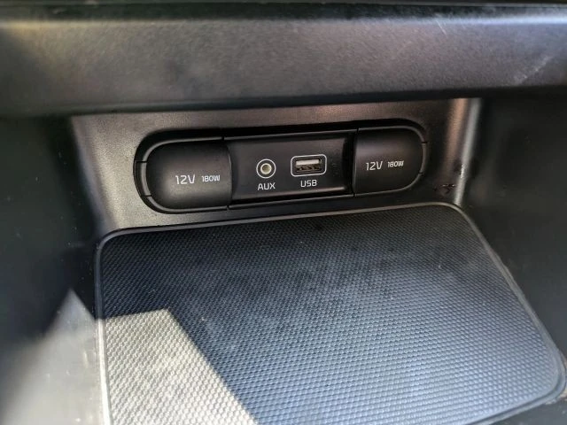 2021 Kia Forte - Image 15 of 19
