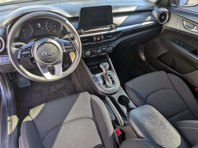 2021 Kia Forte - Image 8 of 19